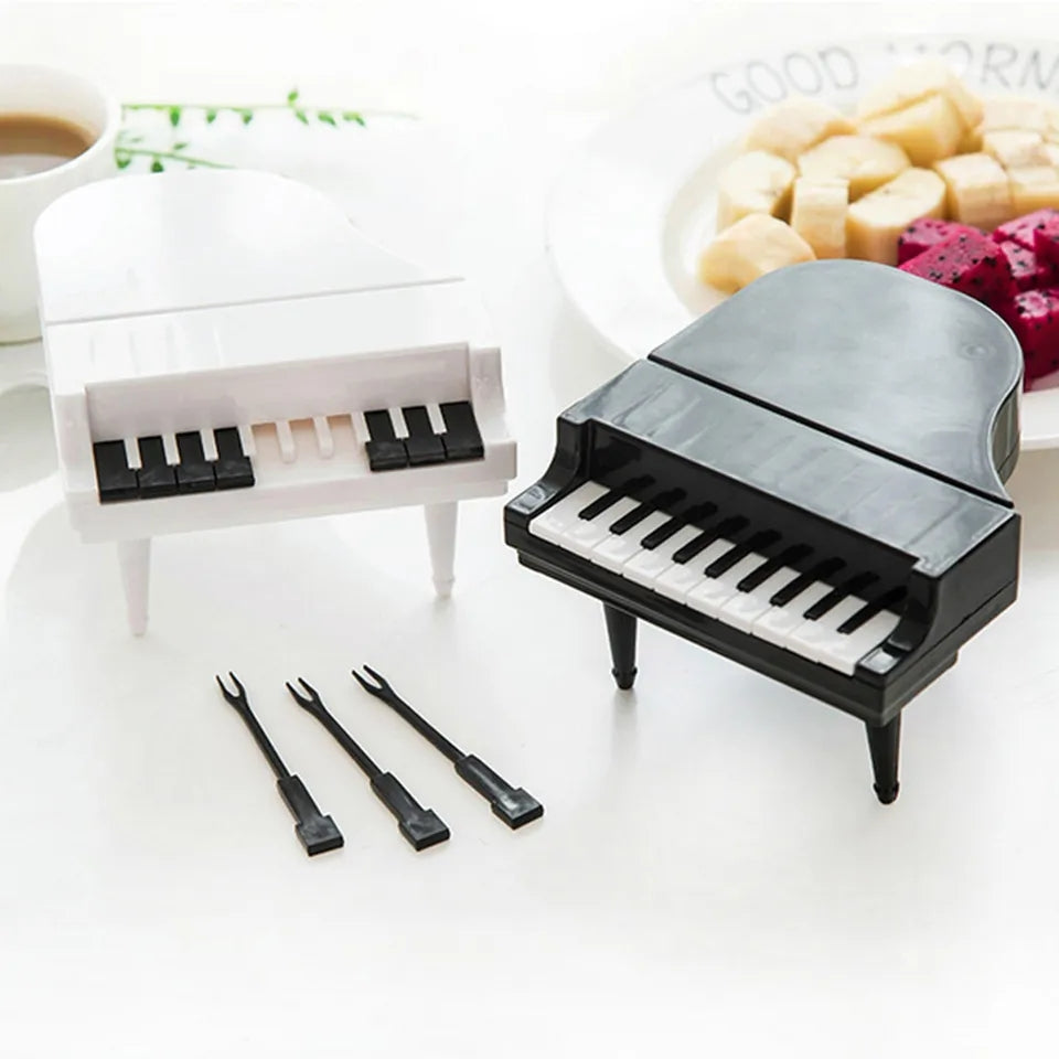 PIANO FRUITS FORK