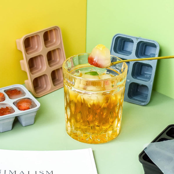 9-GRID ICE CUBE MOLD – SQUARE PLASTIC ICE TRAY
