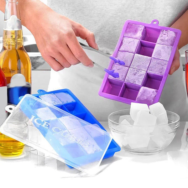 ICE CUBE TRAY WITH LID