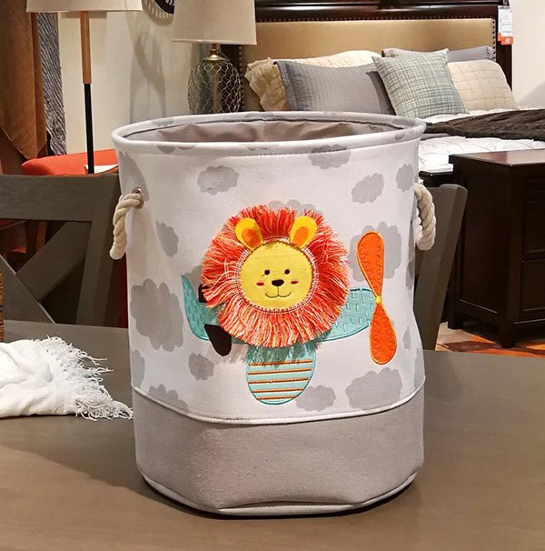 Toys/Laundry Basket Round (Flying Lion)