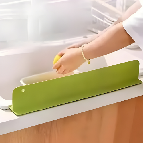 PVC Kitchen Sink Splash Guard - Waterproof & Splash-Proof Design