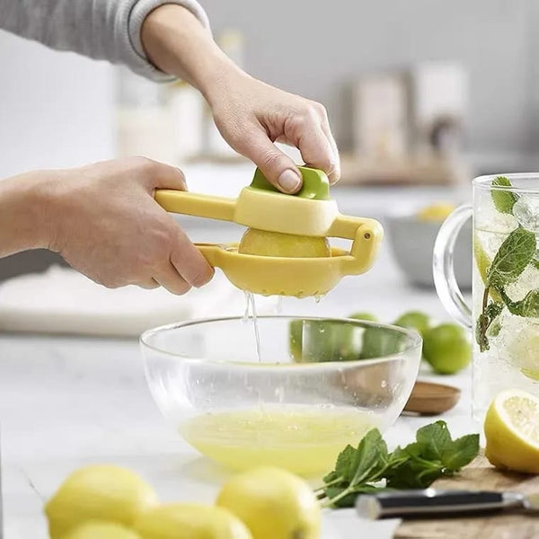 Handheld Citrus Juice Squeezer